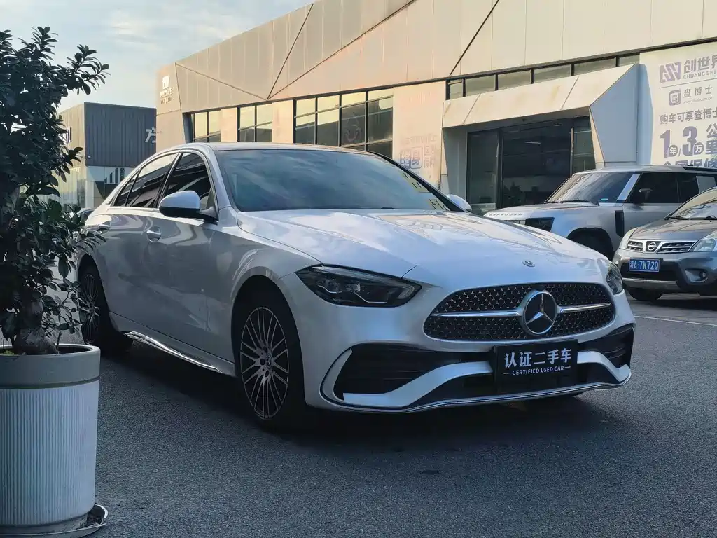 Mercedes-Benz C-Класс 2024