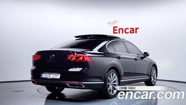 Volkswagen Passat 2022