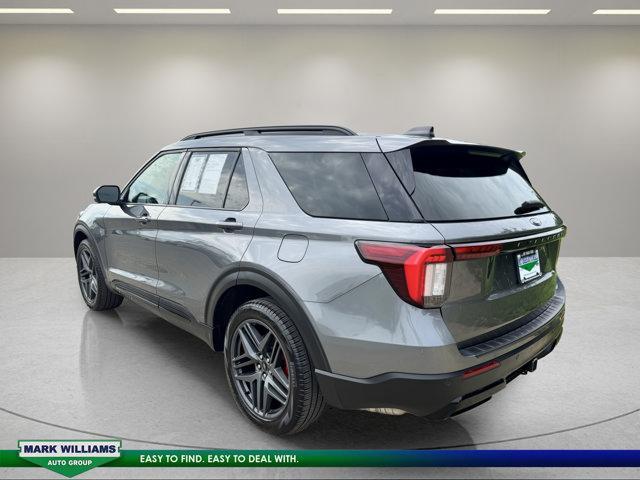 Ford Explorer 2025