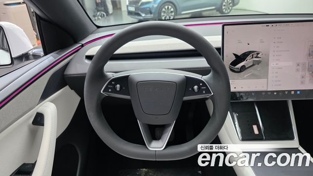 Tesla Model Y 2026