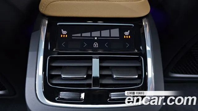 Volvo S60 2023
