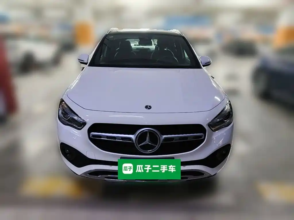 Mercedes-Benz GLA 2023
