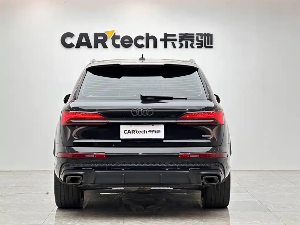 Audi Q7 2025