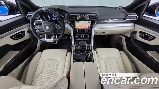 Lamborghini Urus 2021