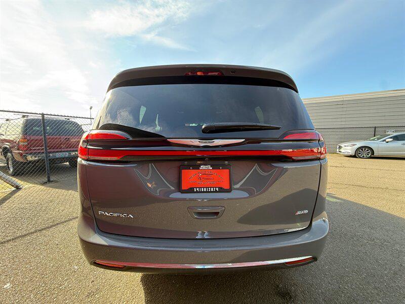 Chrysler Pacifica 2022