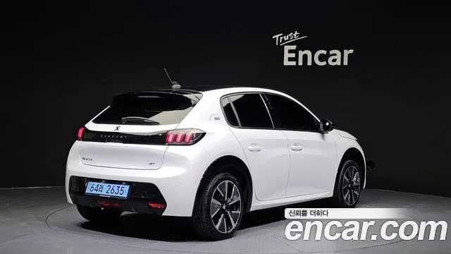 Peugeot 208 2022