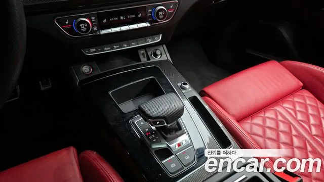 Audi SQ5 2022