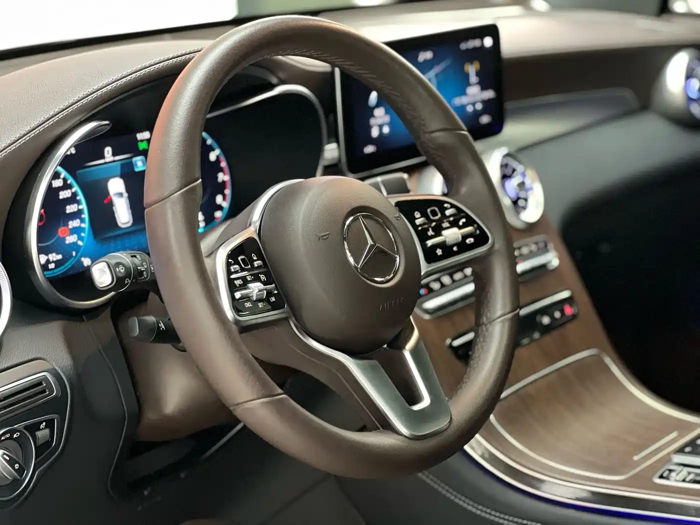 Mercedes-Benz GLC 2021