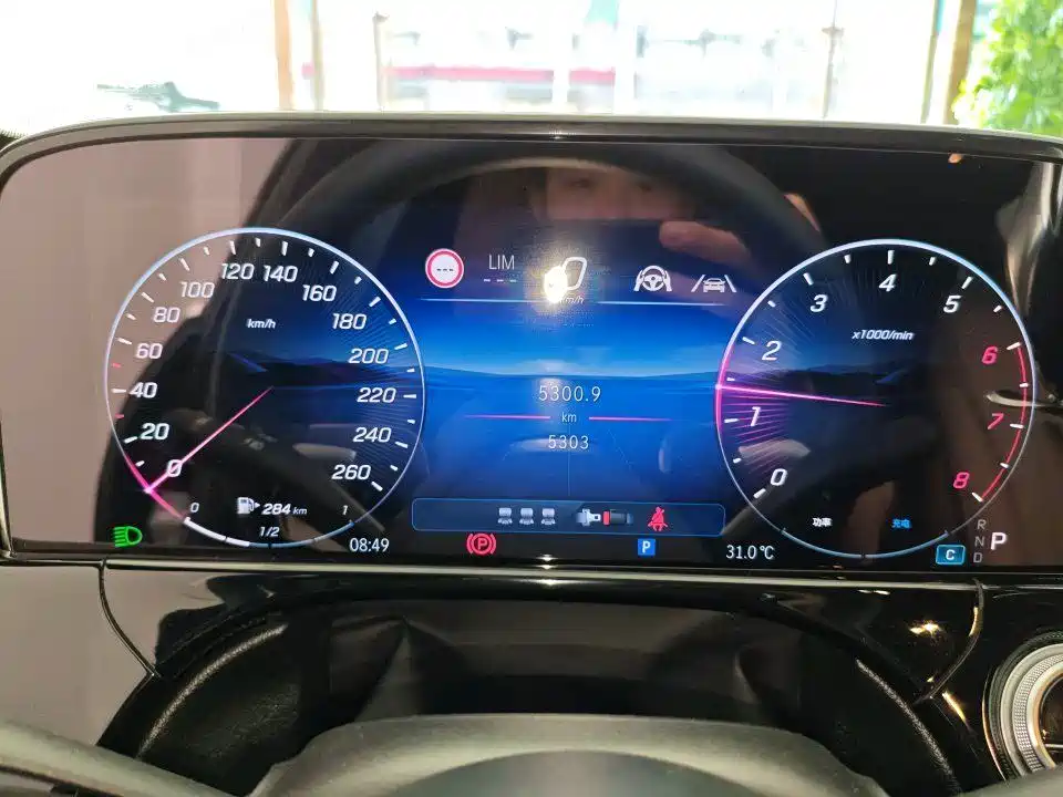 Mercedes-Benz E-Класс 2026