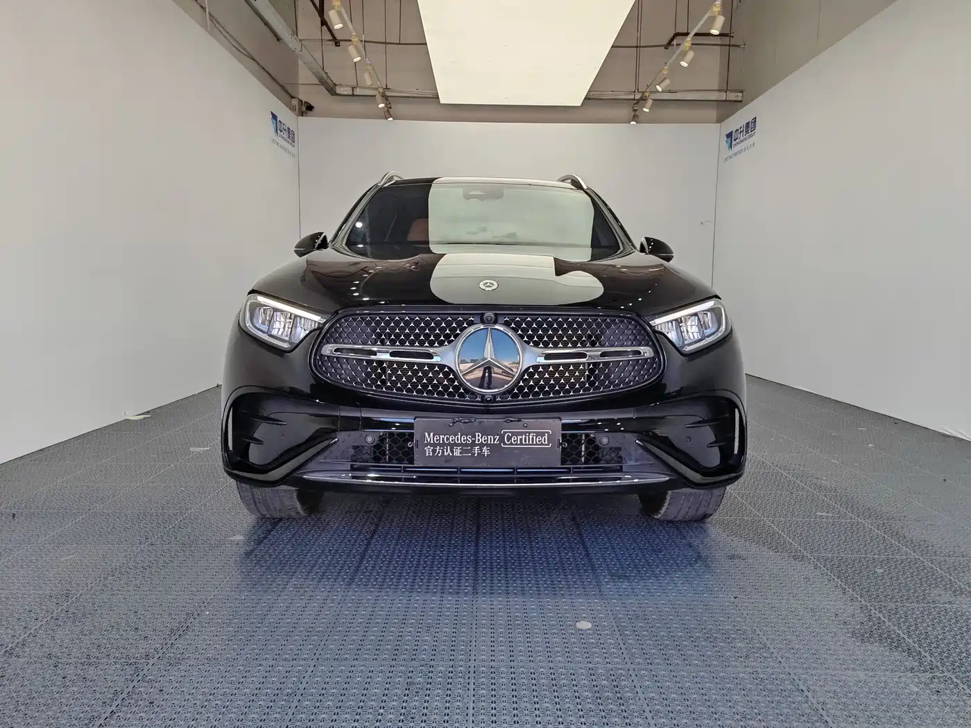 Mercedes-Benz GLC 2023