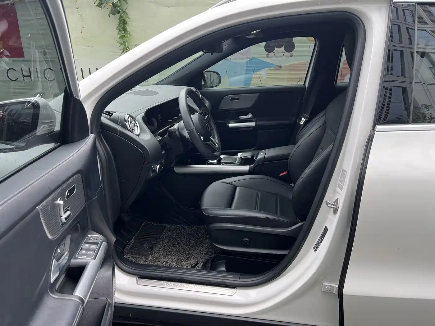 Mercedes-Benz GLA 2023