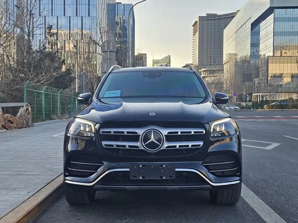 Mercedes-Benz GLS 2023
