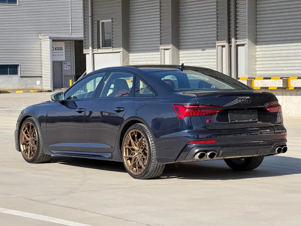 Audi S6 2021