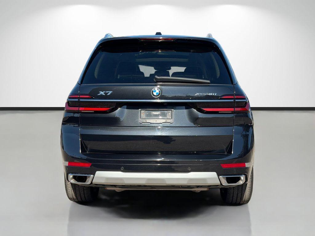 BMW X7 2023