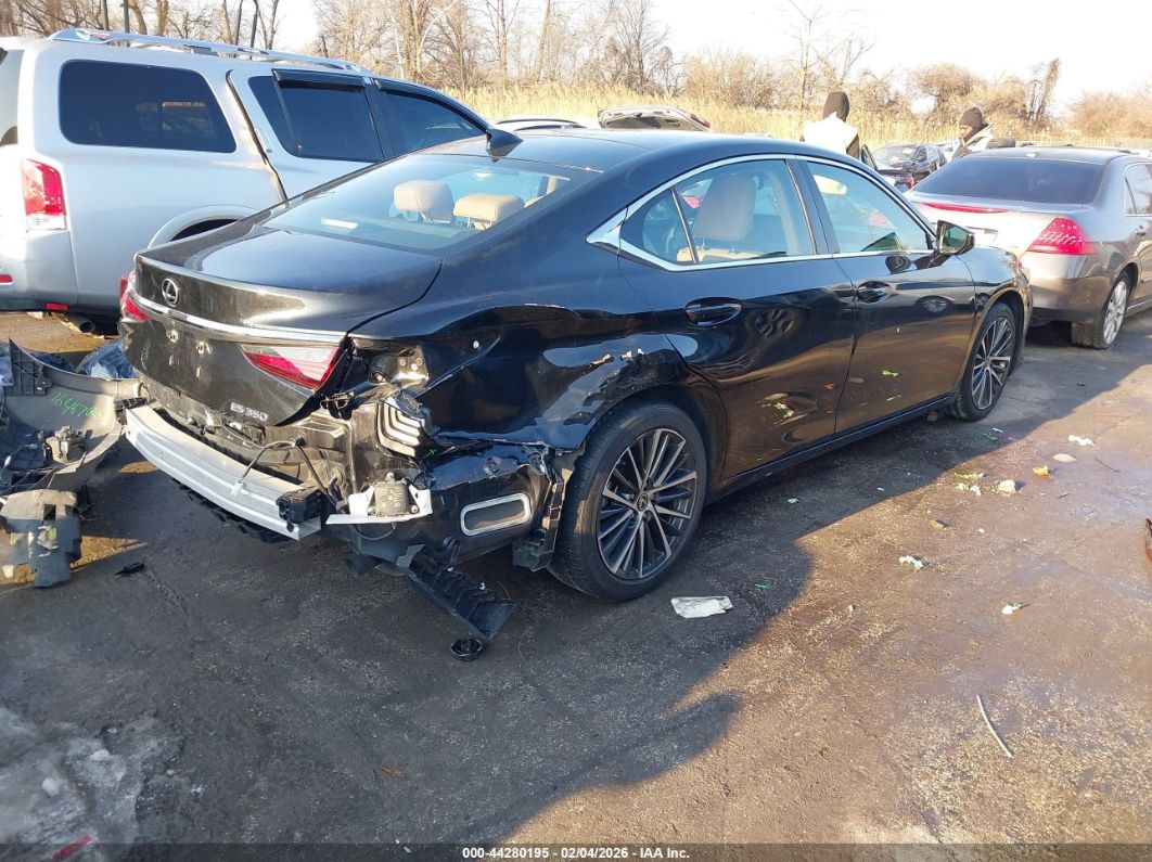 Lexus ES 2022