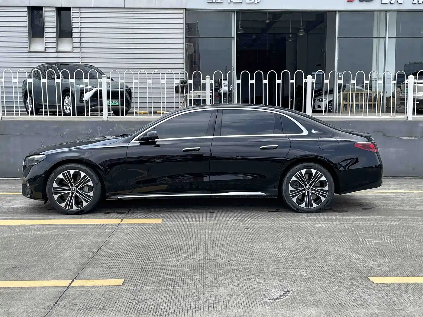 Mercedes-Benz E-Класс 2025