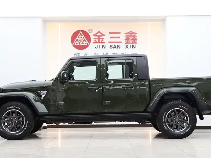 Jeep Gladiator 2023
