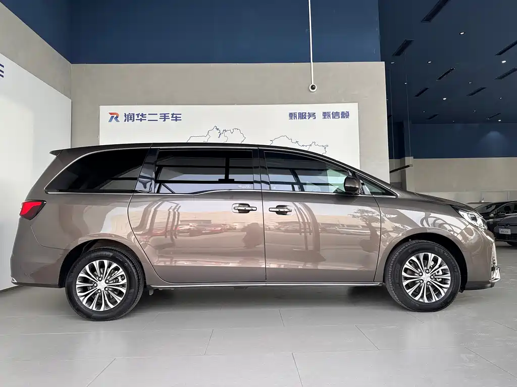 Buick GL8 2023