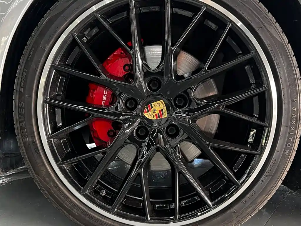 Porsche Panamera 2021