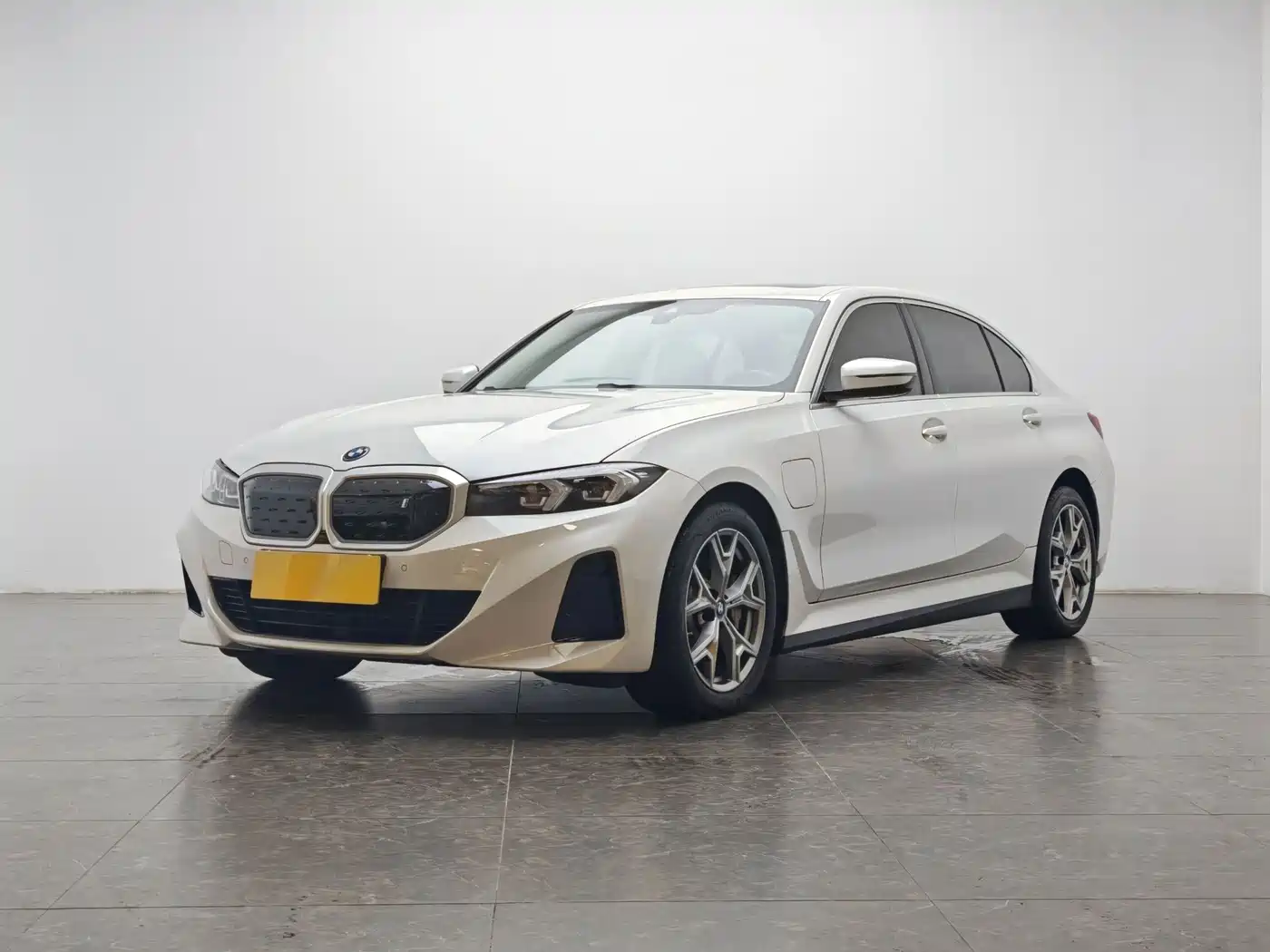 BMW i3 2023