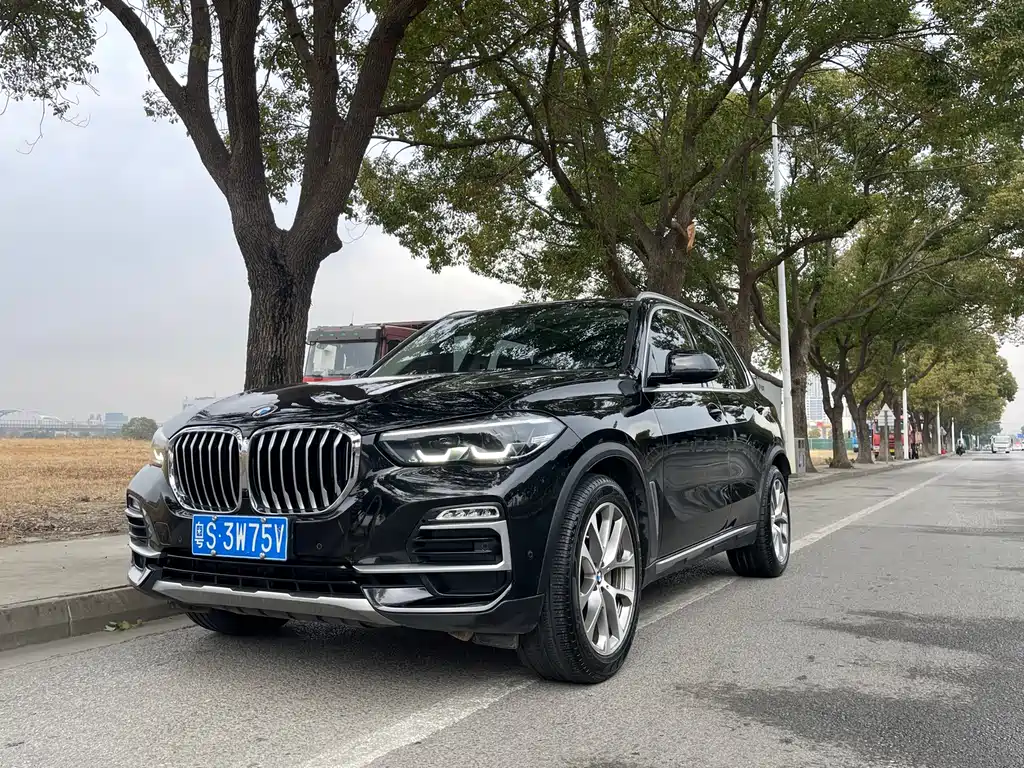 BMW X5 2021