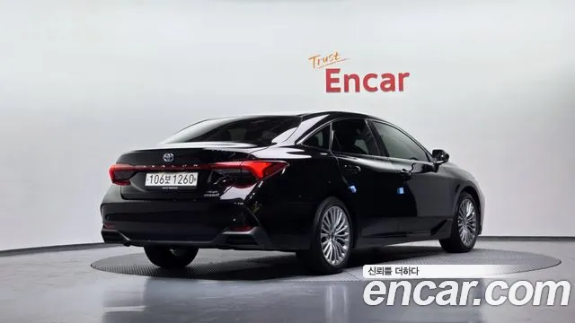 Toyota Avalon 2022