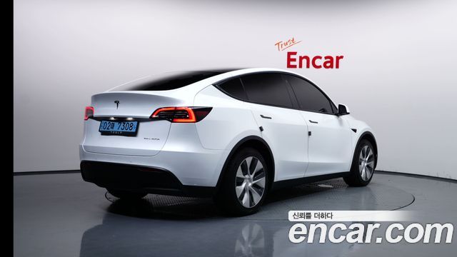 Tesla Model Y 2021