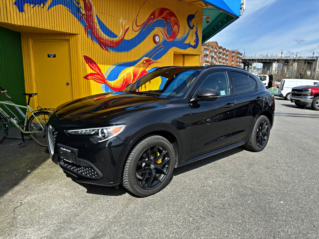 Alfa Romeo Stelvio 2021