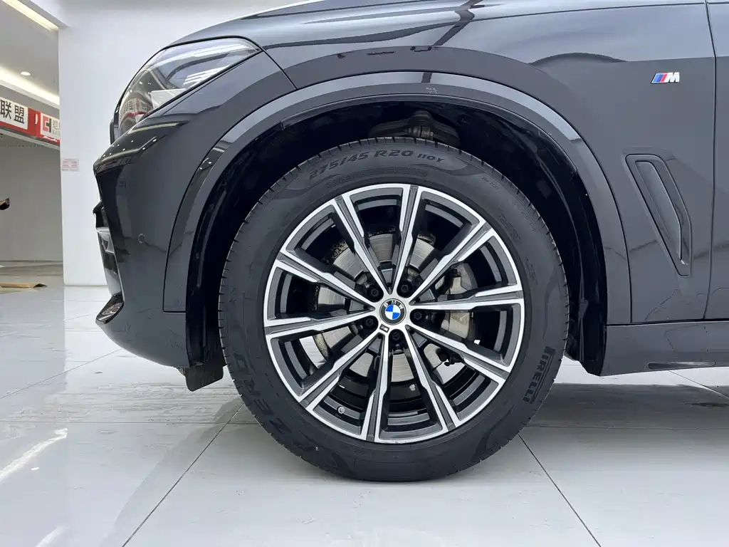 BMW X5 2021