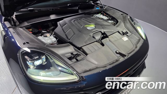 Porsche Cayenne 2022
