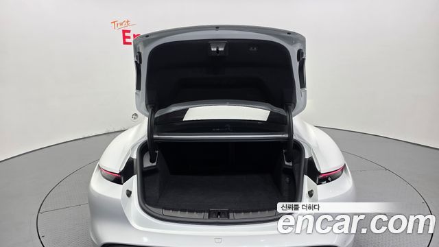 Porsche Taycan 2023