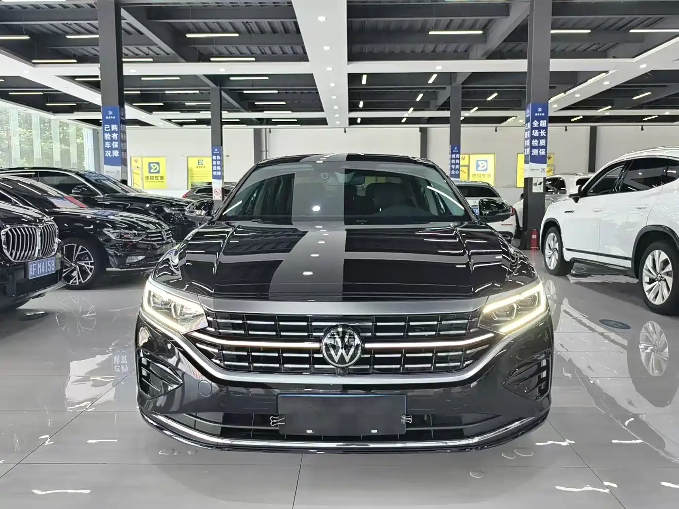 Volkswagen Passat 2024