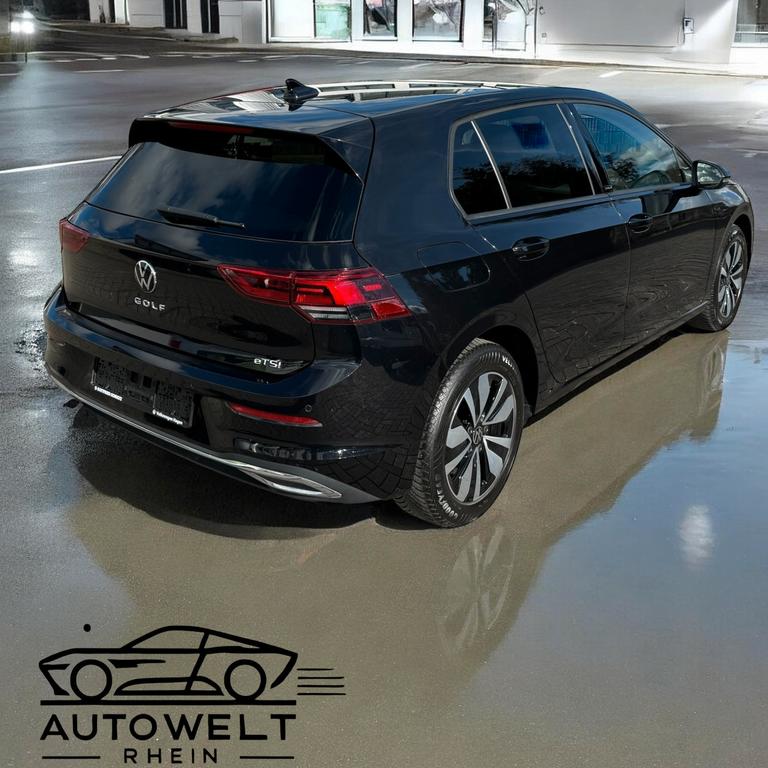 Volkswagen Golf 2024