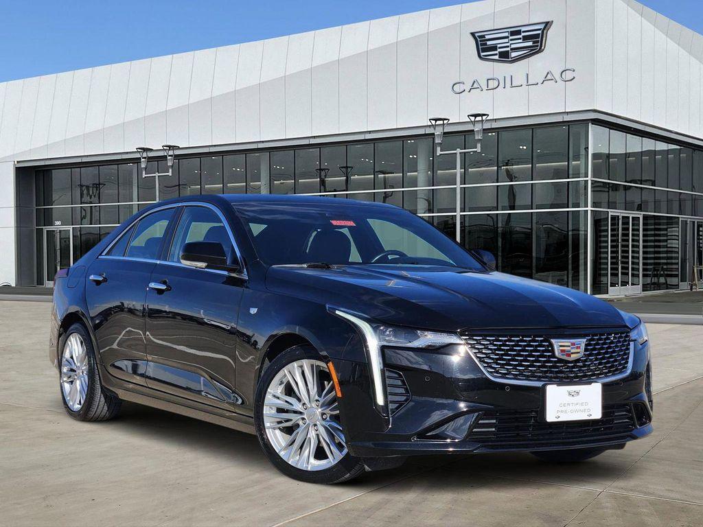 Cadillac CT4 2022