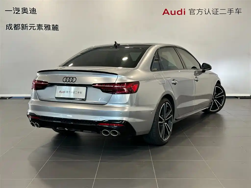 Audi A4 2024