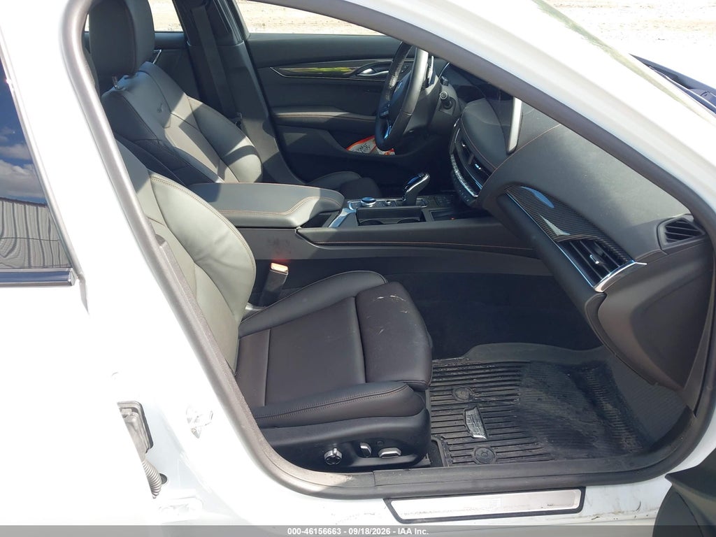 Cadillac CT5 2026