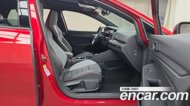 Volkswagen Golf 2024