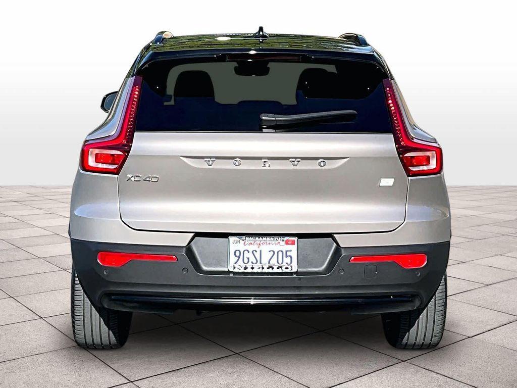 Volvo XC40 2023