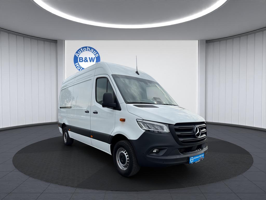 Mercedes-Benz SPRINTER 2024