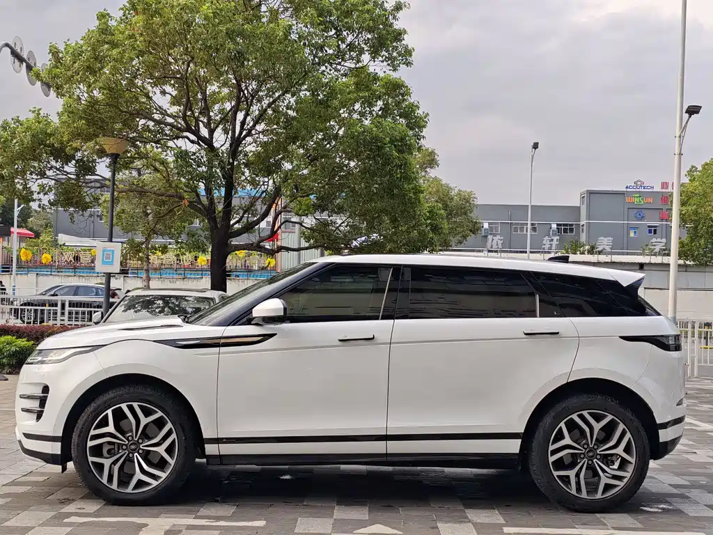 Land Rover Range Rover Evoque 2022