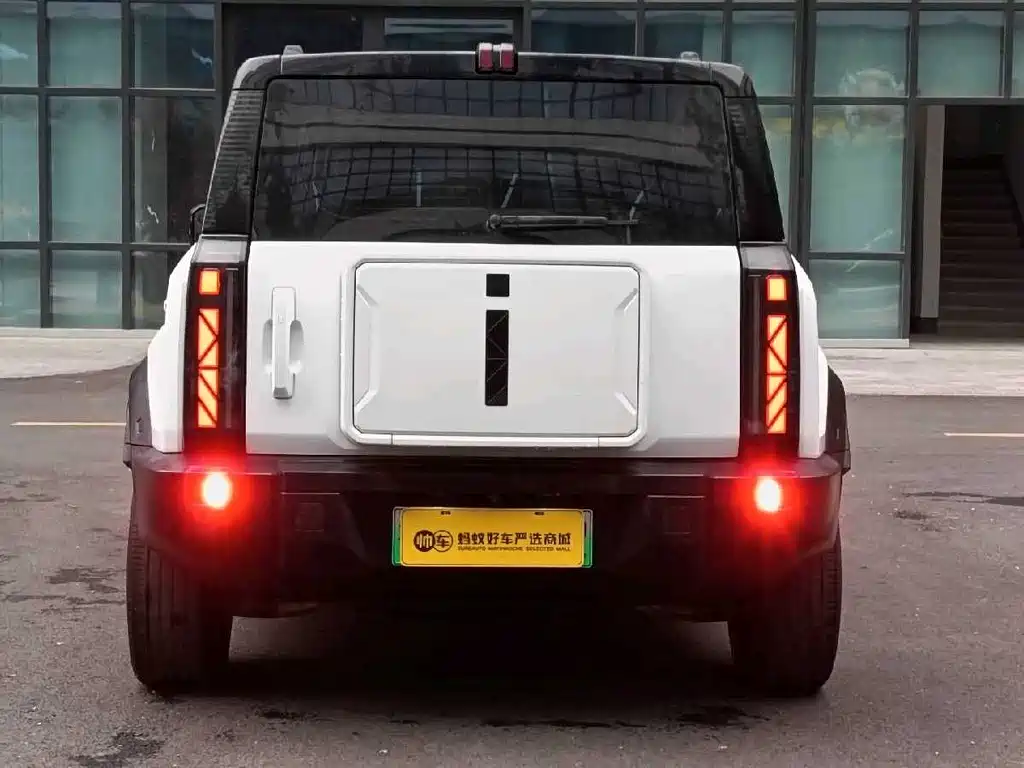 iCar 03 2024
