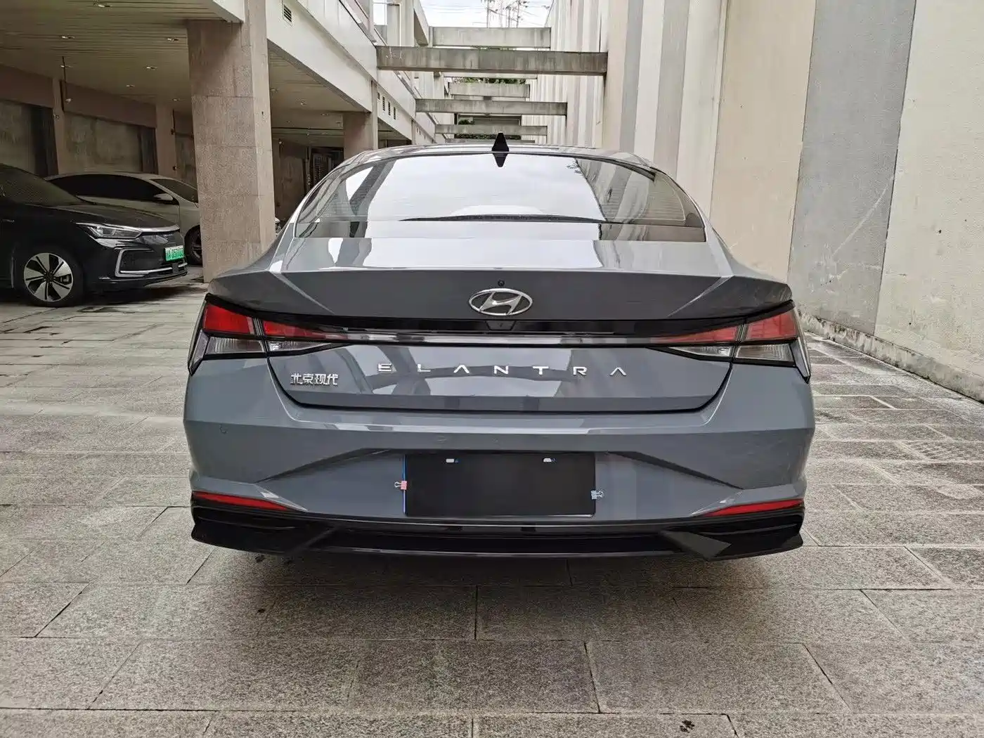 Hyundai Elantra 2022