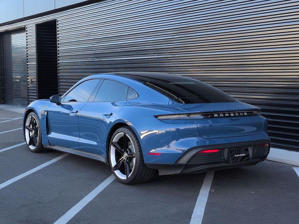 Porsche Taycan 2023