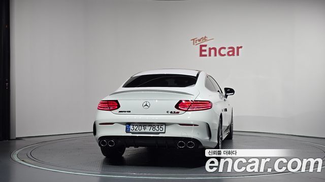 Mercedes-Benz C-Класс 2023