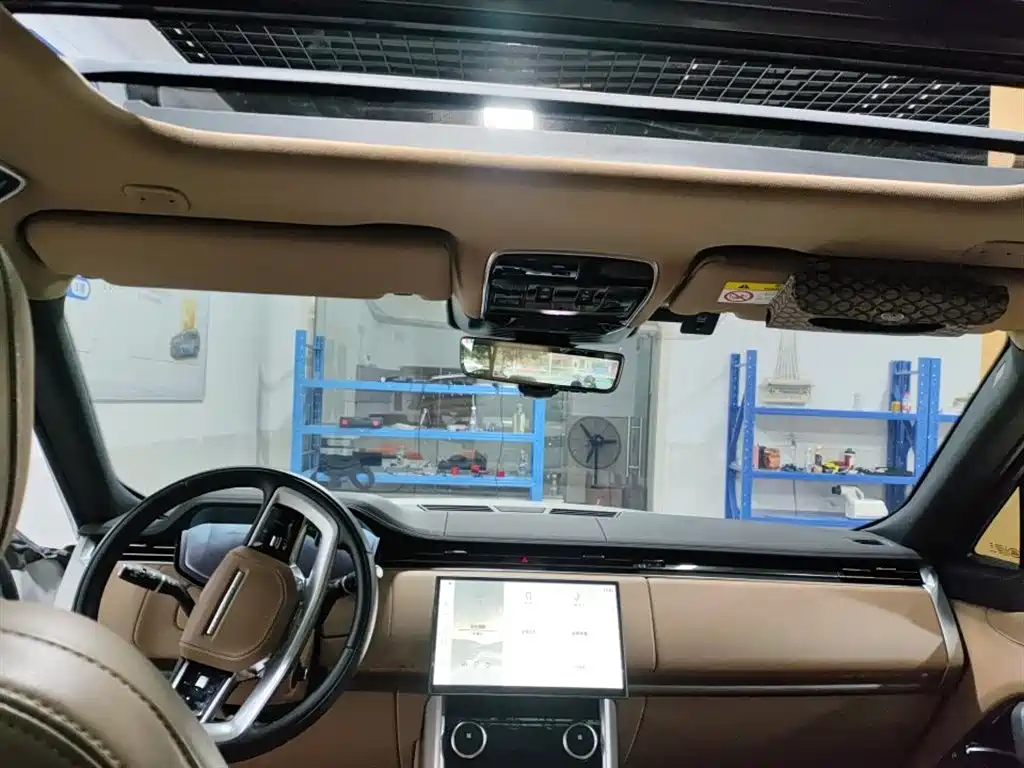 Land Rover Range Rover 2023