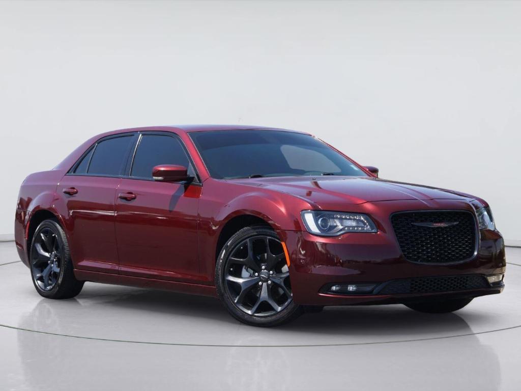 Chrysler 300 2023