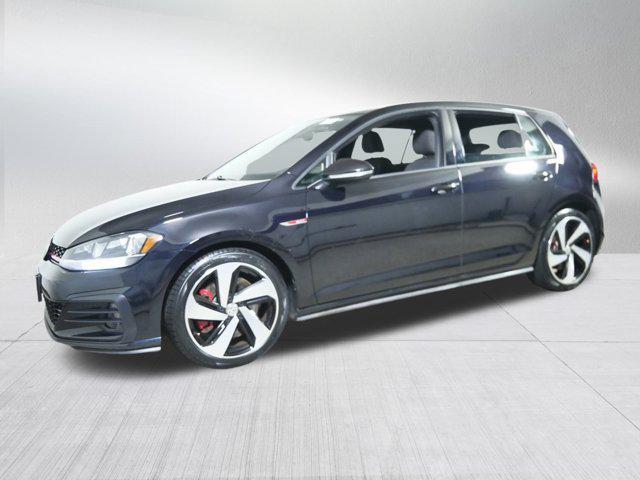 Volkswagen Golf 2021