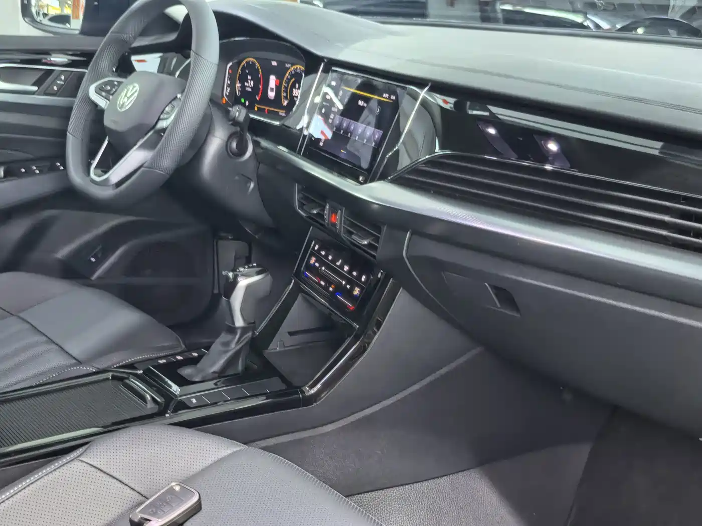 Volkswagen Passat 2025