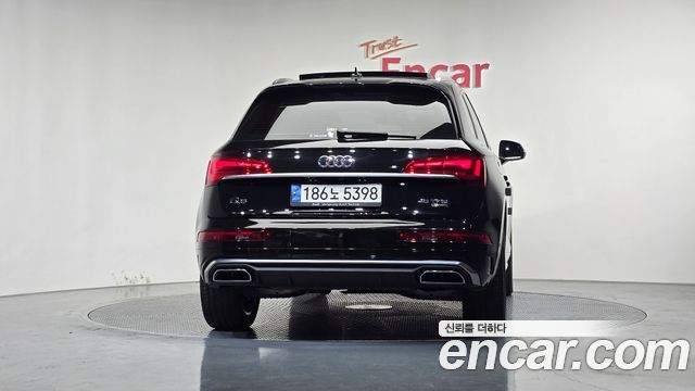 Audi Q5 2021