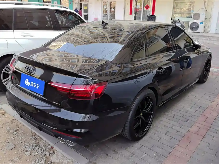 Audi S4 2021